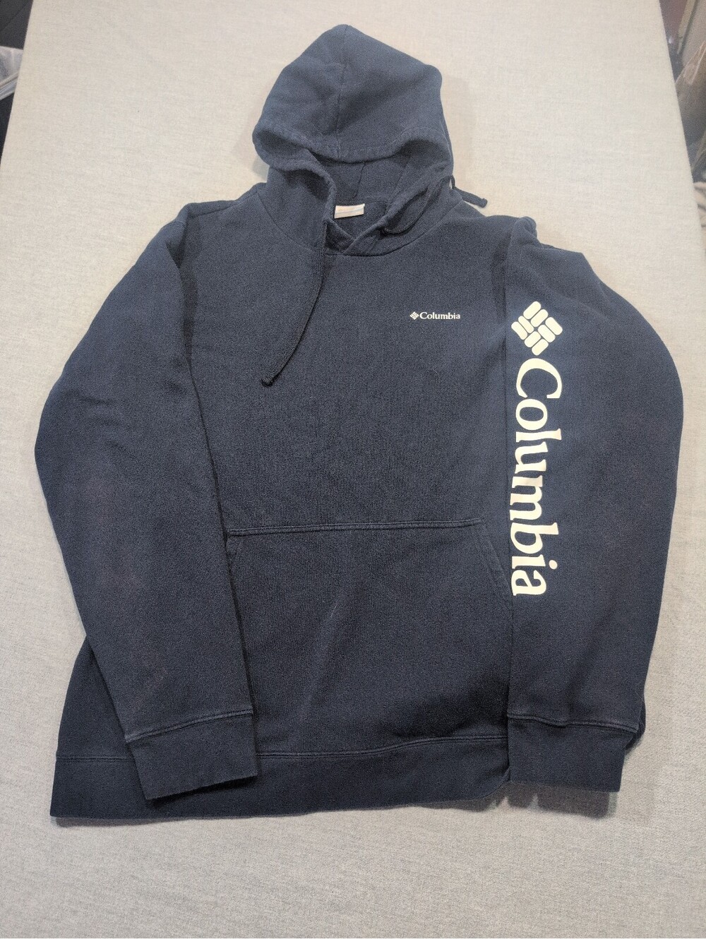 Columbia navy pullover hoodie XXL